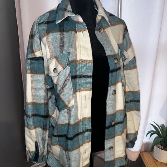 Plaid Button-Up Jacket - Picture 4 of 9
